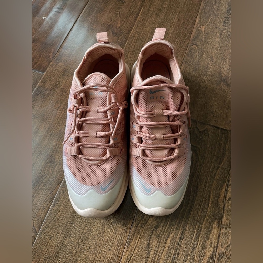 Nike Air Max Axis Rose Blush Womens Running Shoes AA2168-201 Size 7.5